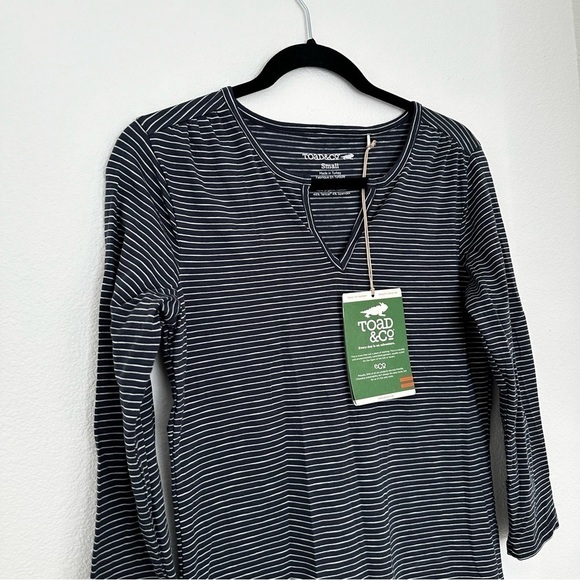Toad & Co Tamara Tunic Top V Neck Navy Striped Size Small Women’s 3/4 Sleeves - Picture 3 of 11